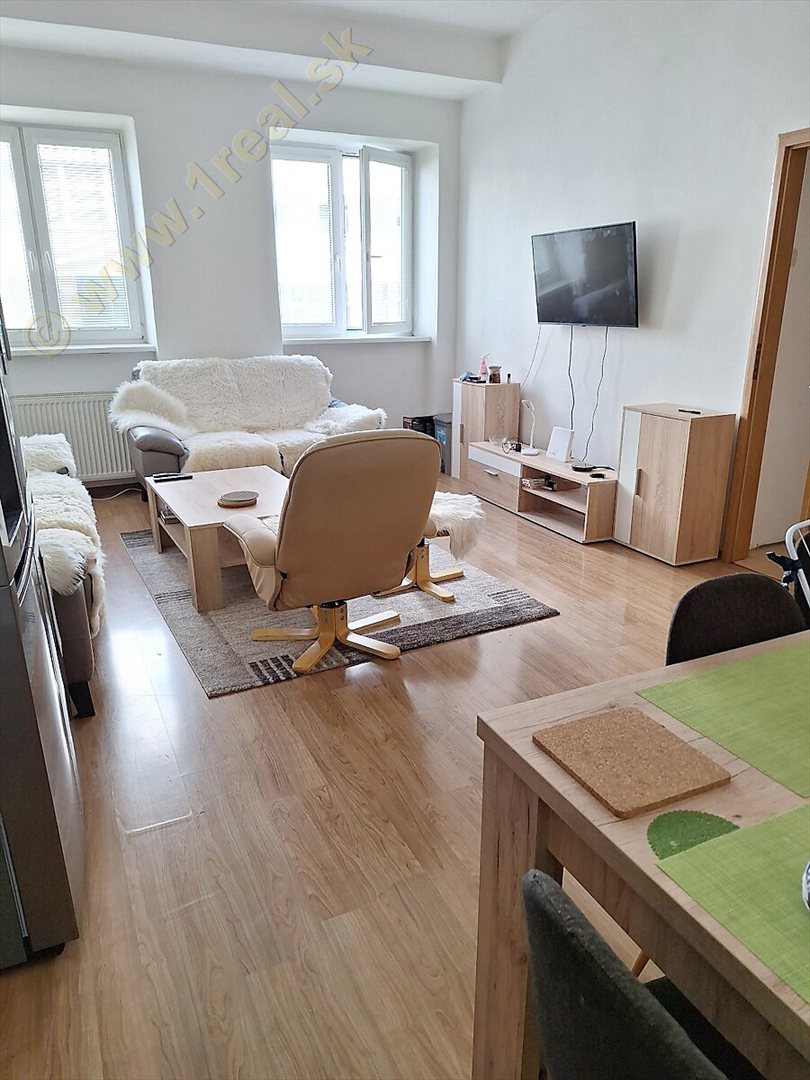 3-izbový byt, Banská Bystrica, Kukučínova [696]