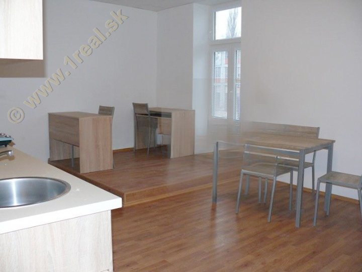 2-izbový byt, Banská Bystrica, Dolná Strieborná [698]