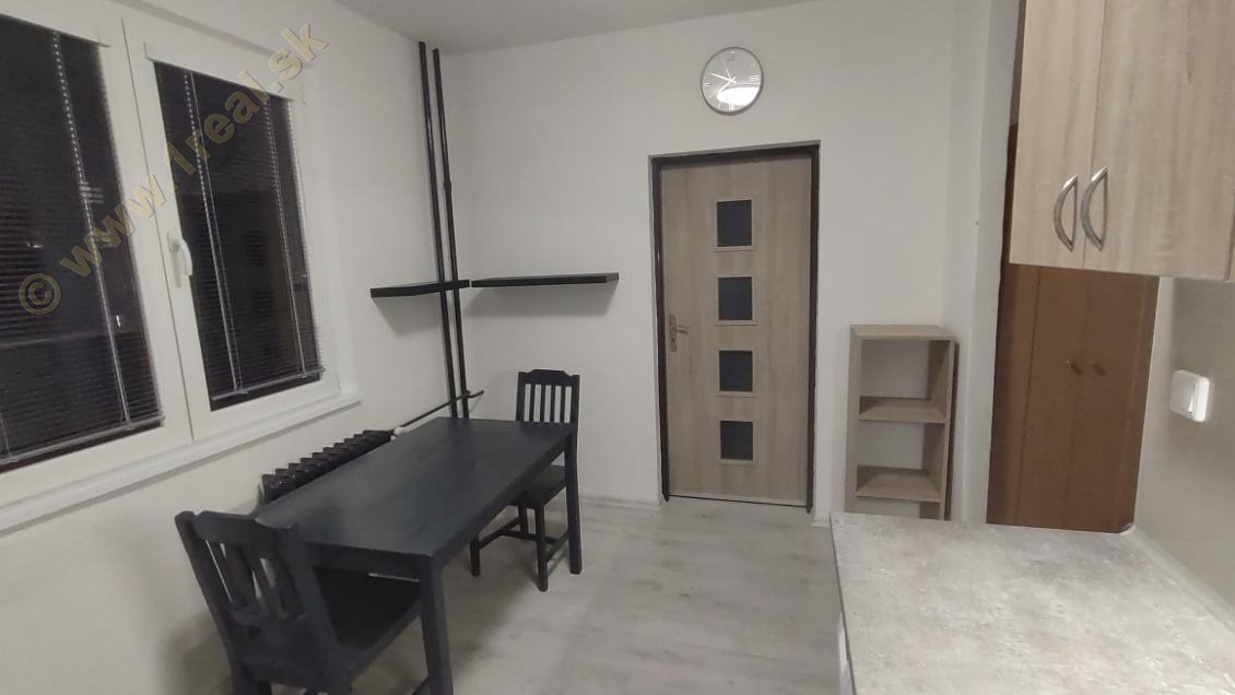 1-izbový byt, Banská Bystrica, Internátna [728]