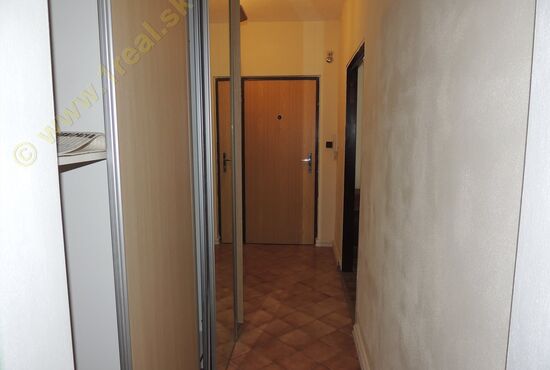 1-izbový byt, Banská Bystrica, Sitnianska [605]