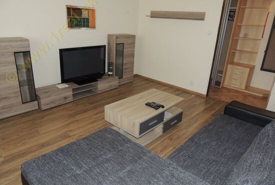 1-izbový byt, Banská Bystrica, Sitnianska [605]