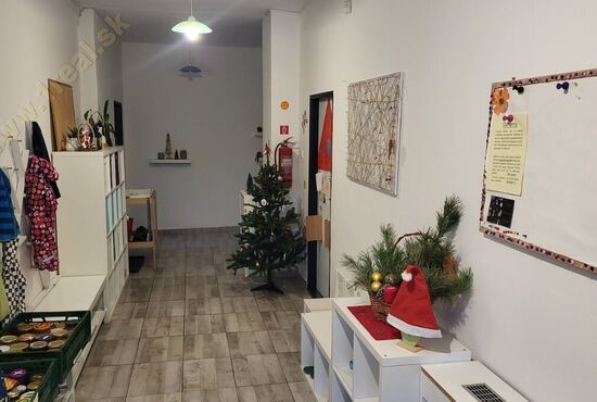 Komerčné priestory, škôlka, Banská Bystrica, Mládežnícka [671]
