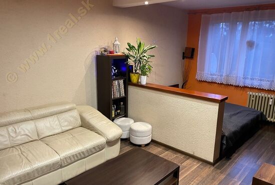 2-izbový byt, Banská Bystrica, Internátna [681]