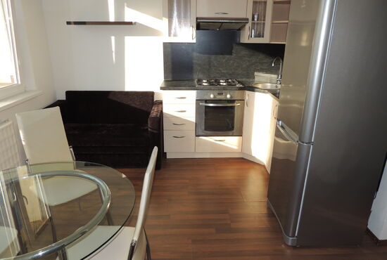 1-izbový byt, Banská Bystrica, Radvanská