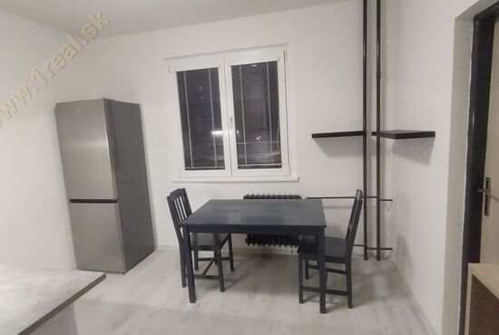 1-izbový byt, Banská Bystrica, Internátna [728]