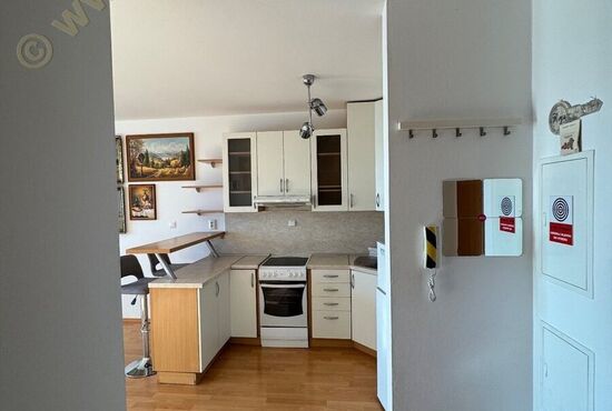 2-izbový byt, Banská Bystrica, Kyjevské nám. [732]