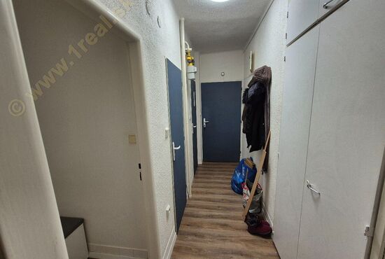 2-izbový byt, Banská Bystrica, 9. mája [733]