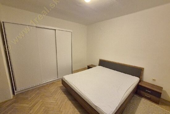 2-izbový byt, Banská Bystrica, 9. mája [733]