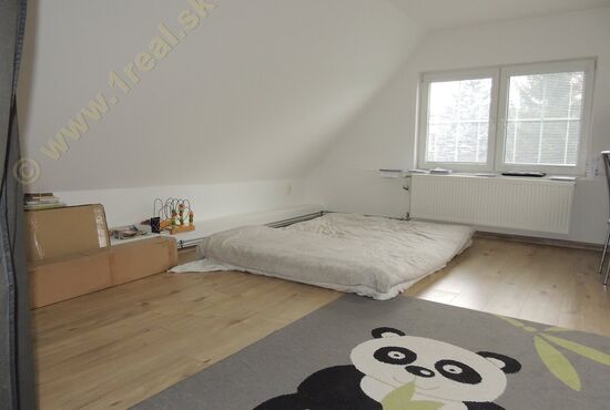 Rodinný dom, RD, Badín [734]